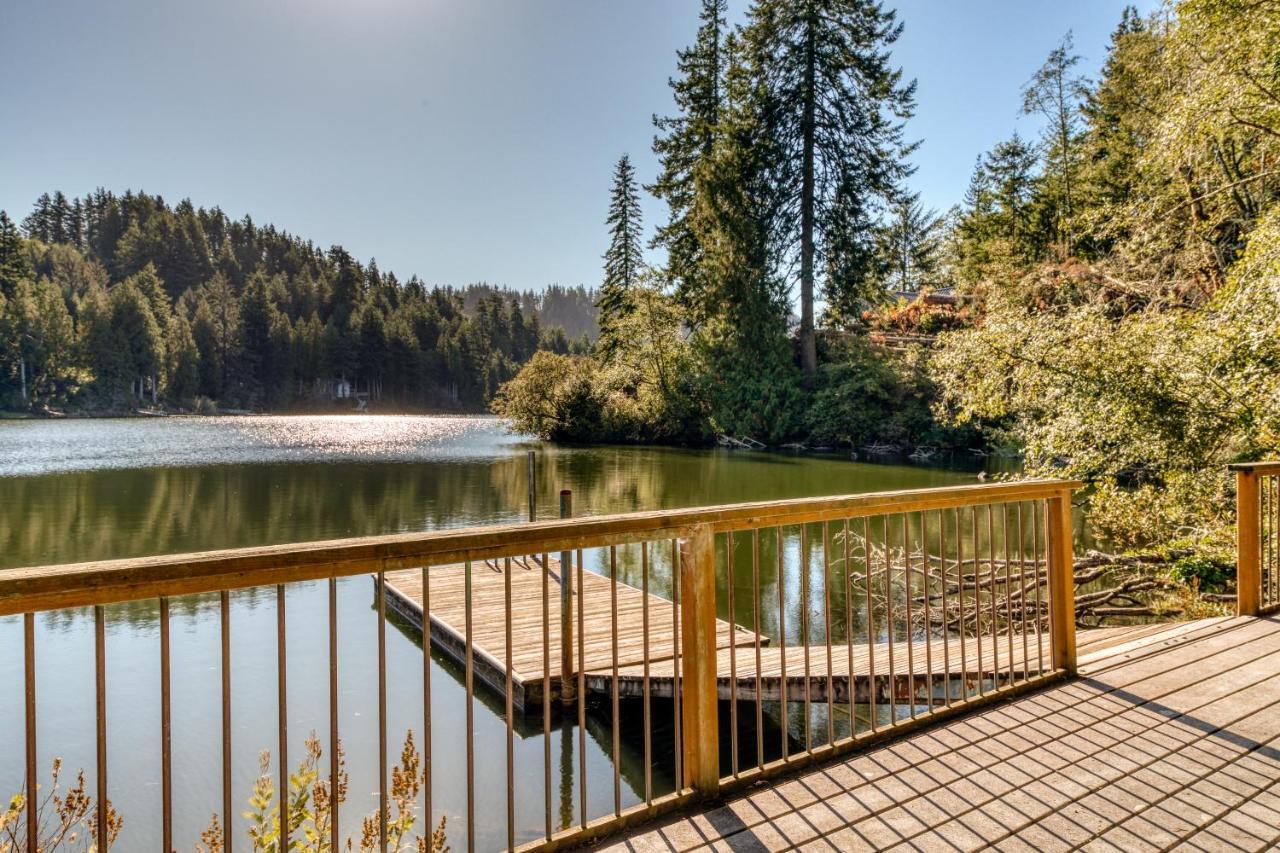 Rustic Retreat On Mercer Lake Флоренс Экстерьер фото