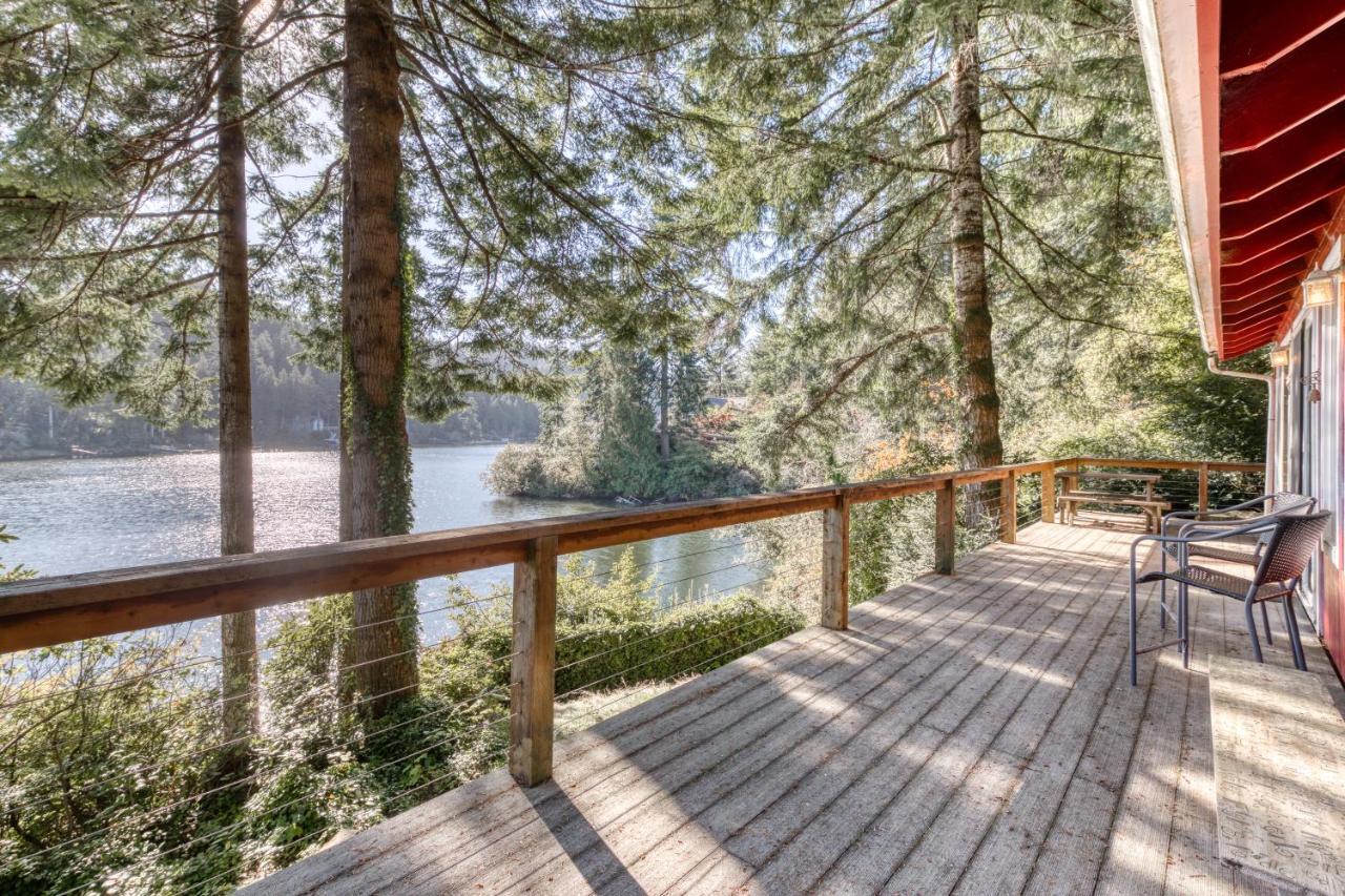 Rustic Retreat On Mercer Lake Флоренс Экстерьер фото