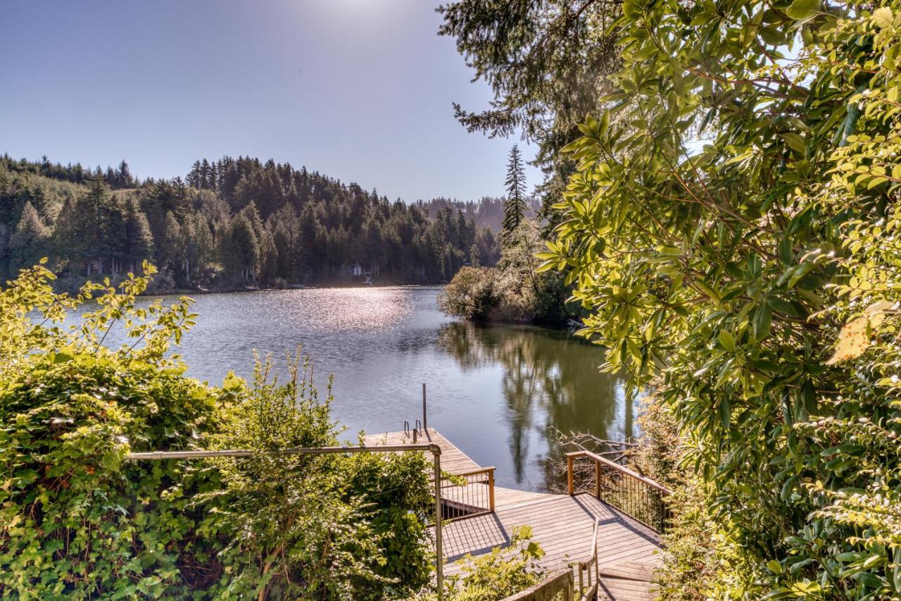 Rustic Retreat On Mercer Lake Флоренс Экстерьер фото